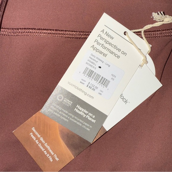 NWT Vuori Daily Wide Leg Legging Long XS - Hazlenut - Picture 3 of 3
